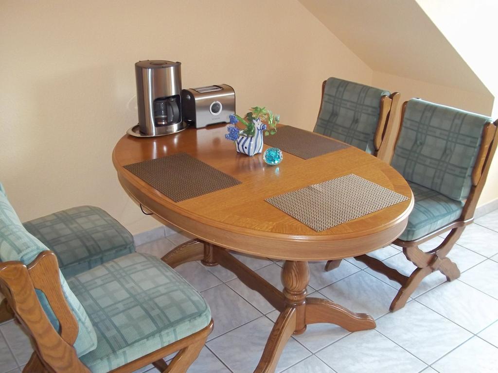Ferienwohnungen In Moenchengladbach Habitación foto