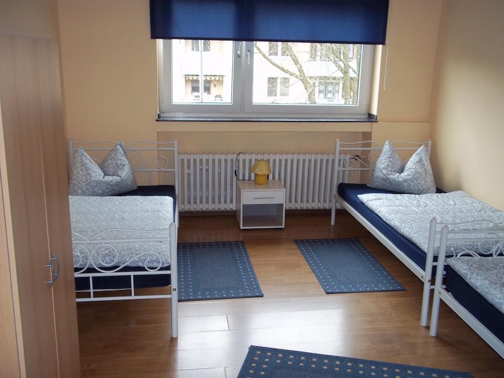 Ferienwohnungen In Moenchengladbach Habitación foto